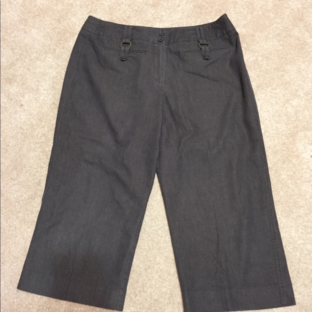 Larry Levine Stretch Capris🍒